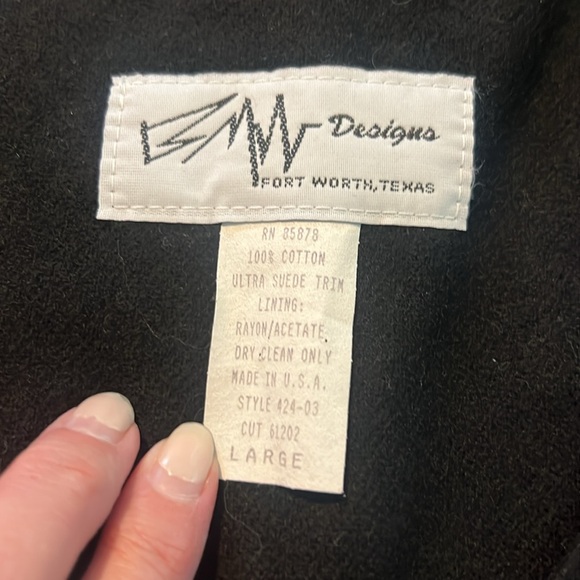 BMW Designs Vintage Ft Worth Western Black Vest with Buffalo and Star Arrows - Picture 2 of 8